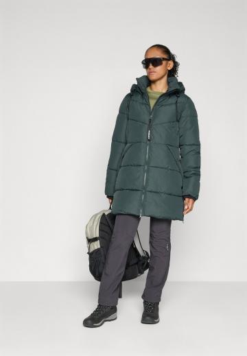 Спортивная куртка