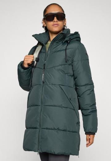 Спортивная куртка