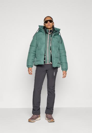 Спортивная куртка