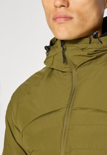 Зимняя куртка