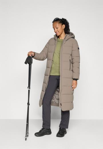 Спортивная куртка