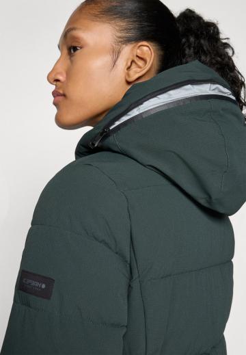 Спортивная куртка