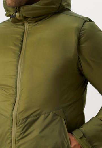 Зимняя куртка