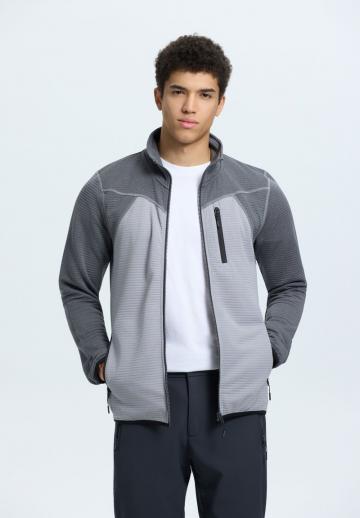 Спортивная куртка
