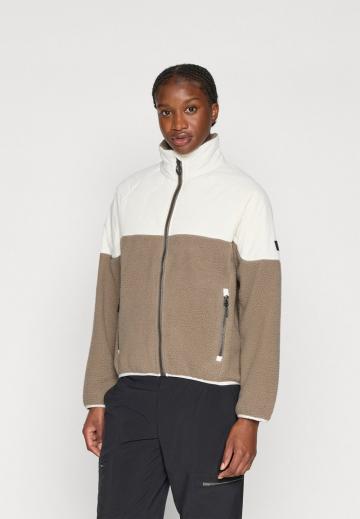 Флисовая куртка