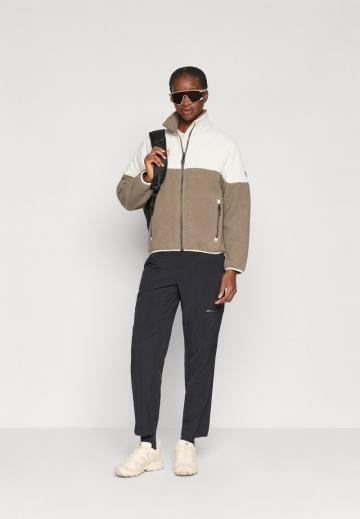 Флисовая куртка