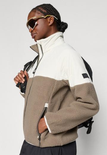 Флисовая куртка