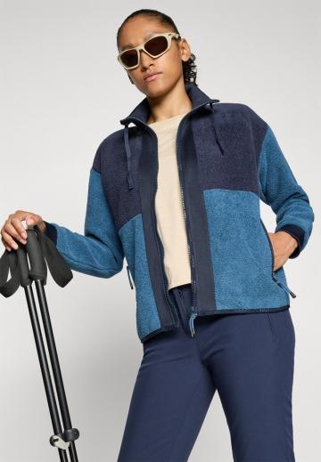 Спортивная толстовка