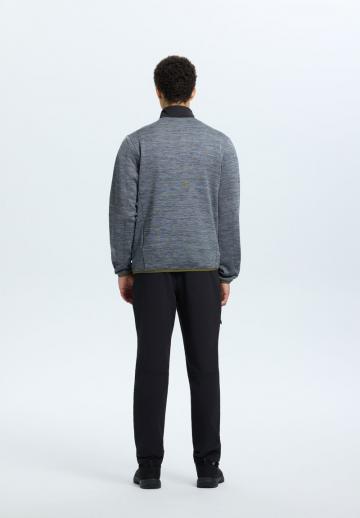 Спортивная кофта