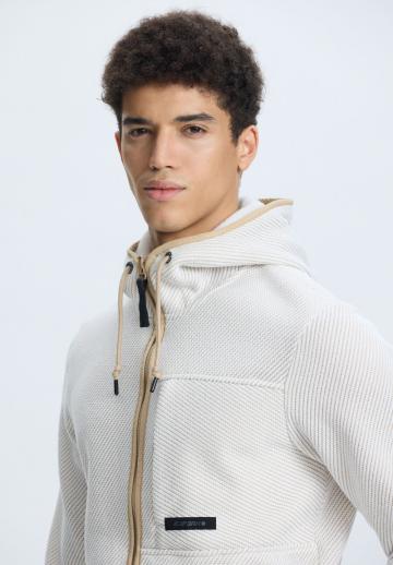 Спортивная куртка