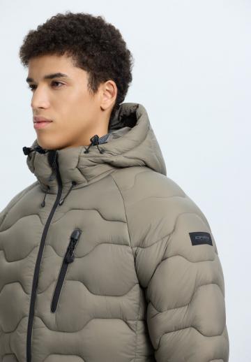 Зимняя куртка