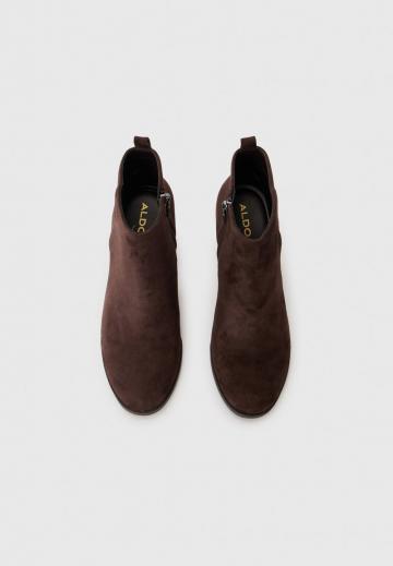 Полусапожки на высоком каблуке