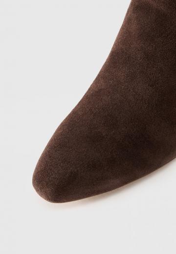 Высокие сапоги