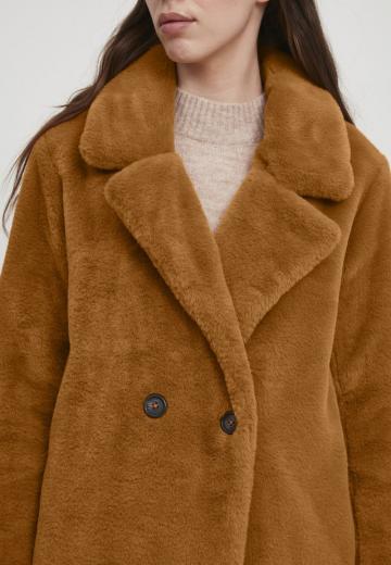 Шерстяное пальто