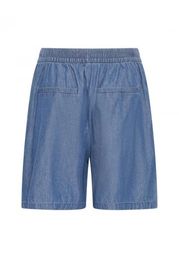 Джинсовые шорты