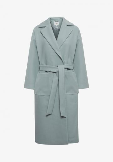 Шерстяное пальто