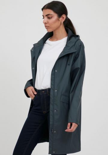 Пальто из искусственной кожи