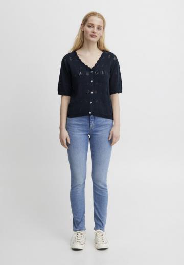 Вязаная кофта