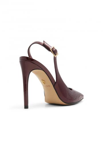 Туфли на высоком каблуке