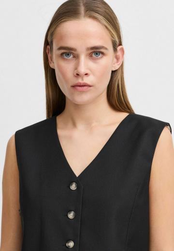 Джинсовая жилетка