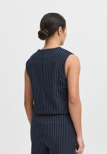 Джинсовая жилетка