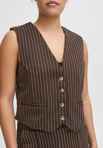 Джинсовая жилетка