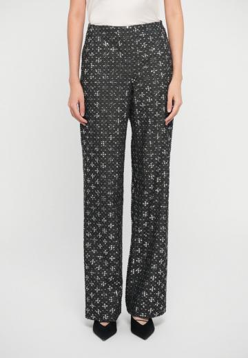 Клешеные джинсы