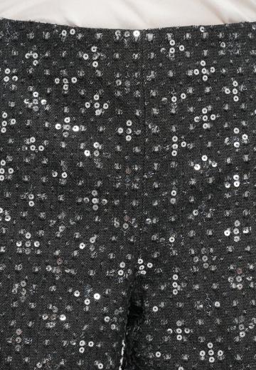 Клешеные джинсы