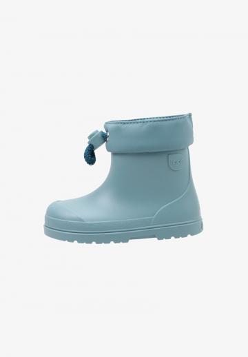 Резиновые сапоги