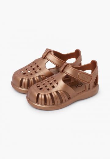 Детская обувь