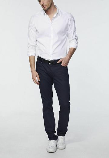 Узкие джинсы