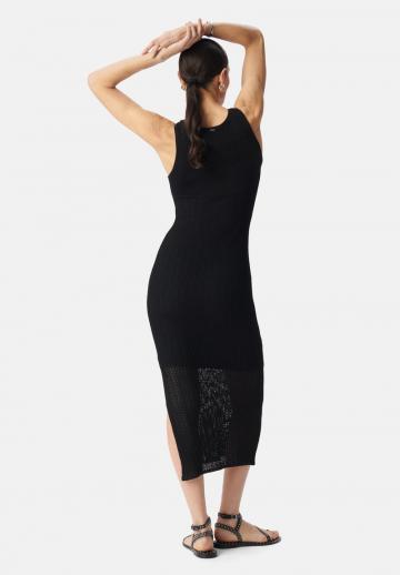 Платье футляр