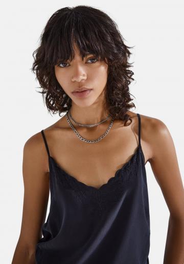 Топ на бретельках