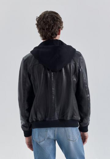Кожаная куртка