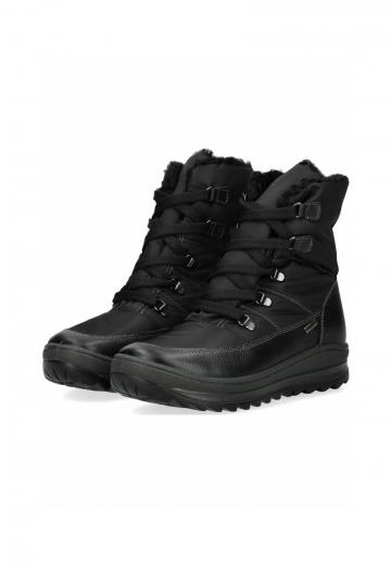 Зимние ботинки