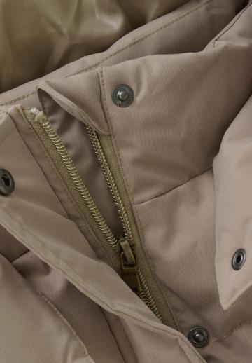 Зимняя куртка