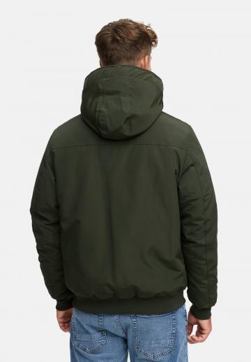 Зимняя куртка