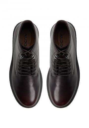 Ботинки на шнуровке