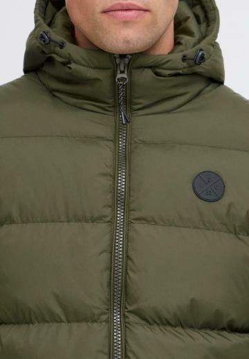 Зимняя куртка