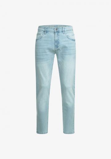 Узкие джинсы