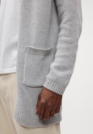 Вязаная кофта