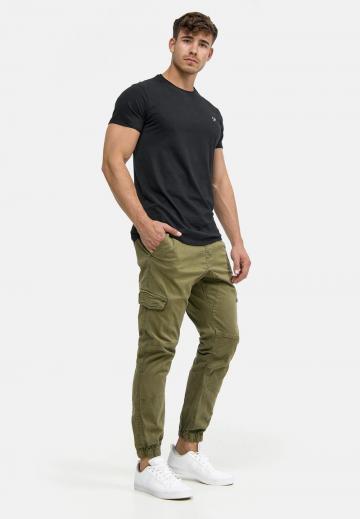 Брюки с накладными карманами