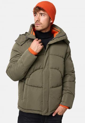 Зимняя куртка