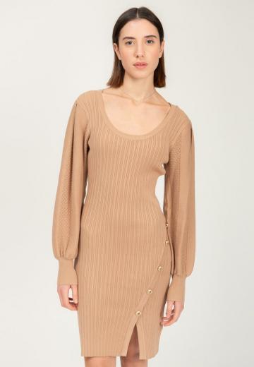 Платье футляр