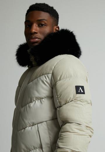 Зимняя куртка