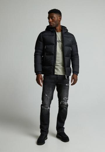 Зимняя куртка