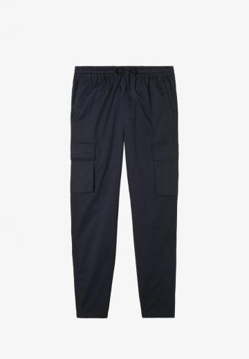 Брюки с накладными карманами