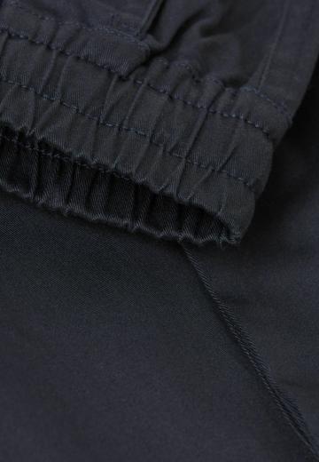 Брюки с накладными карманами