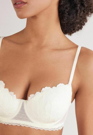 Бюстгальтер