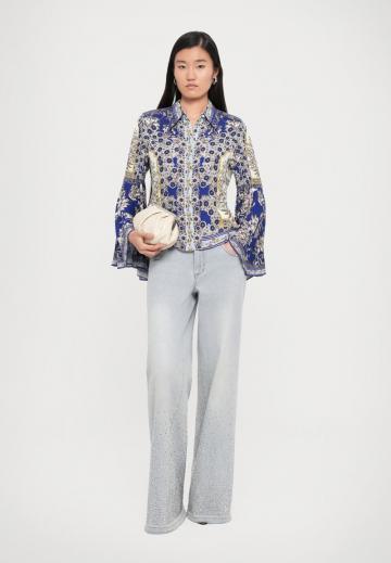 Джинсы бойфренда